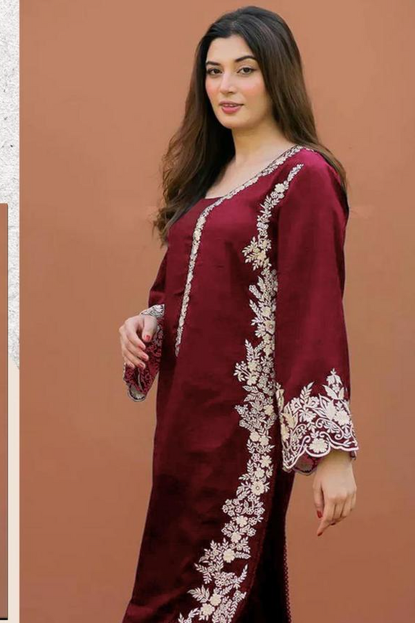 Unstitched Magenta Embroidered 2-Piece Dhanak Suit